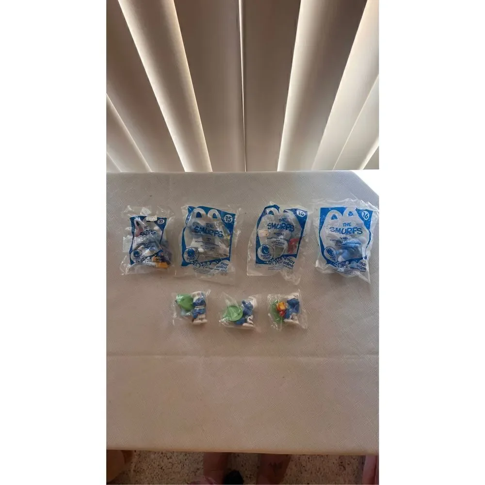 Mc Donalds The Smurfs 2 Happy Meal Movie Toys Collectible New Sealed Lot of 7